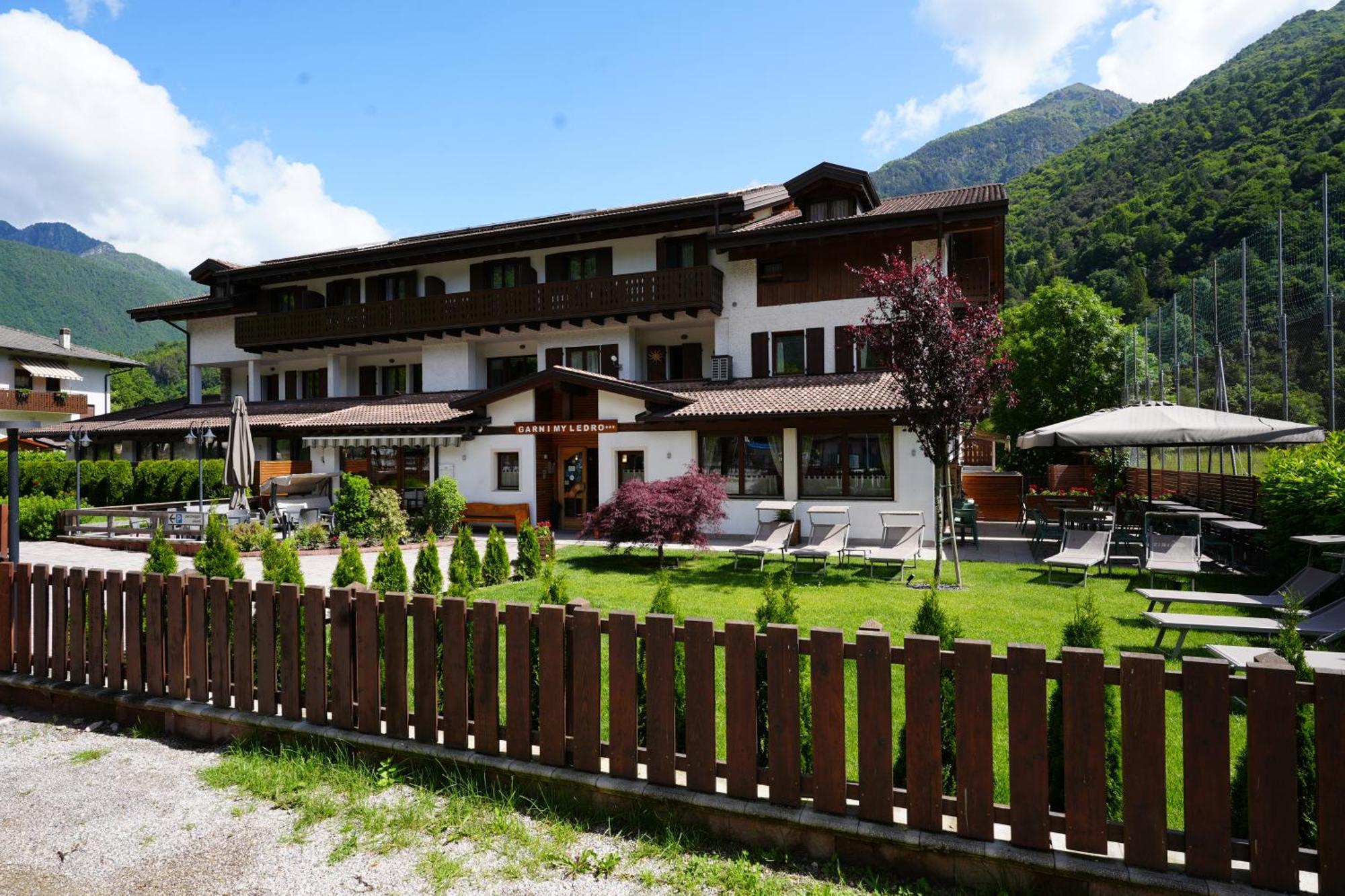 Hotel Garni My Ledro 皮耶韦迪莱德罗 外观 照片